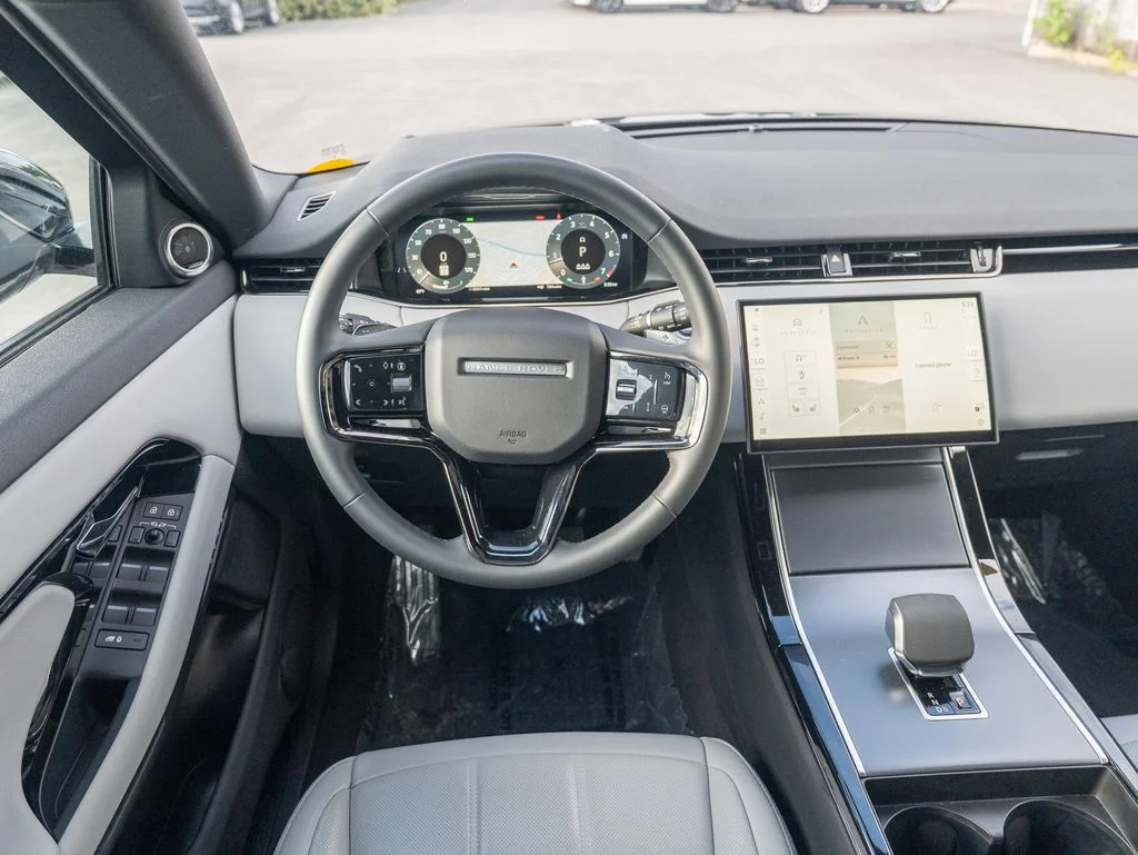 Used 2026 Black Land Rover S image 13