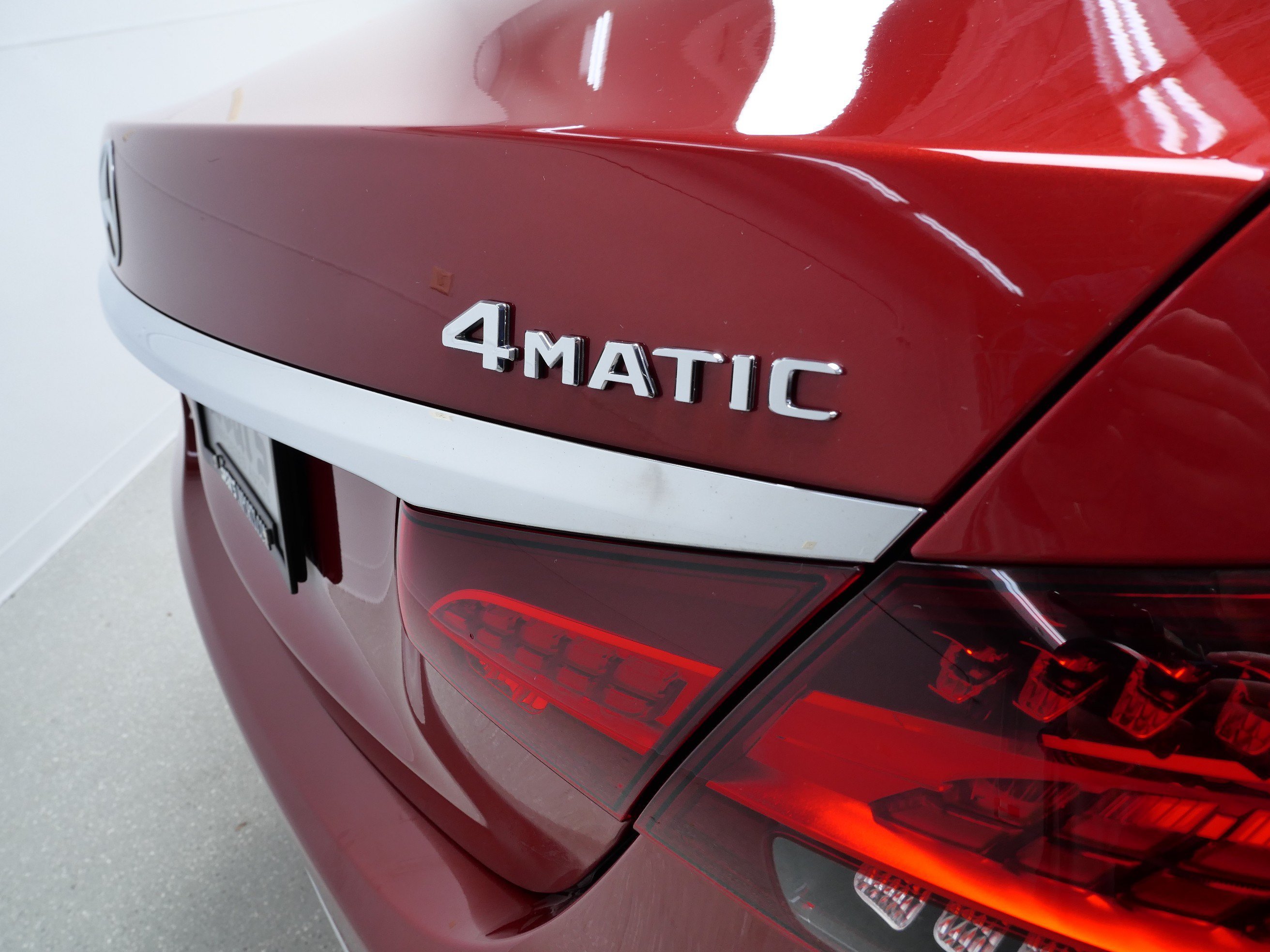 Used 2021 designo Cardinal Red Metallic Mercedes-Benz E 350 image 6