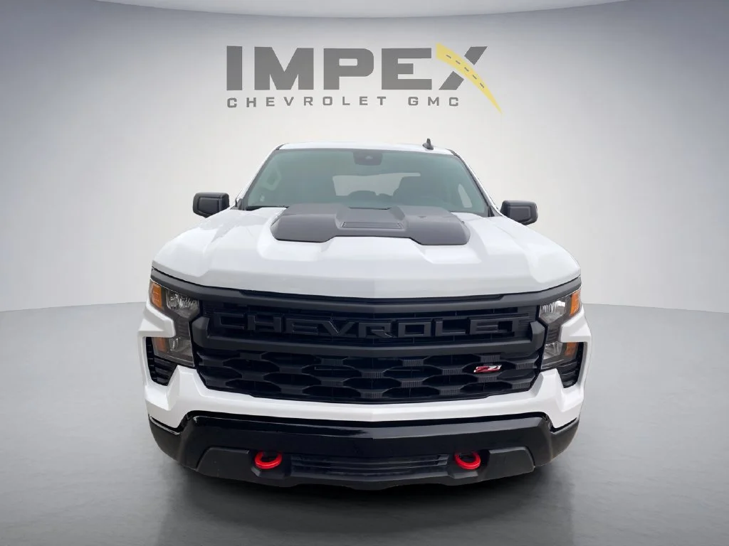 New 2026 Summit White Chevrolet Custom Trail Boss image 9