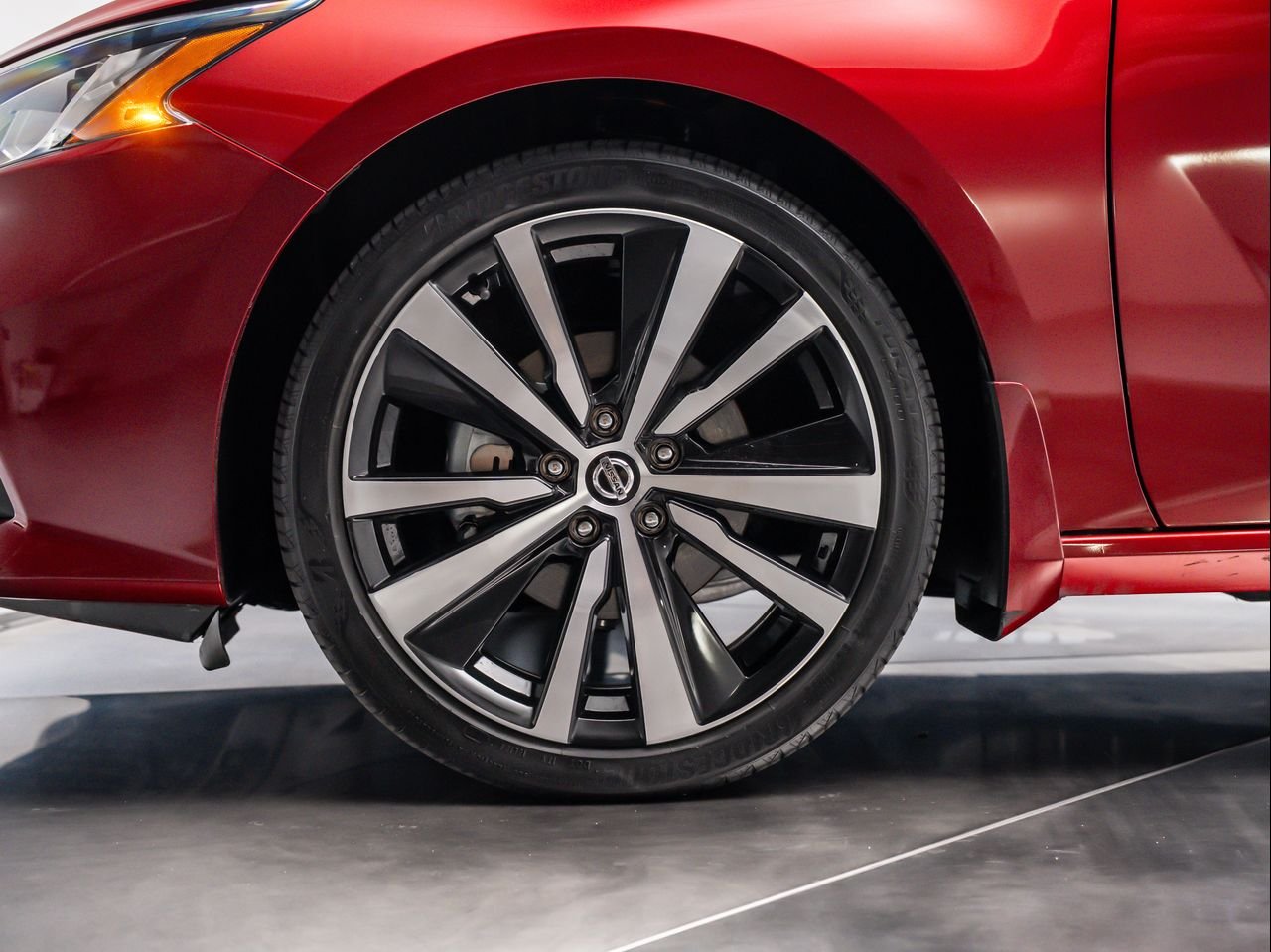2022 Nissan Altima SR - Photo 13