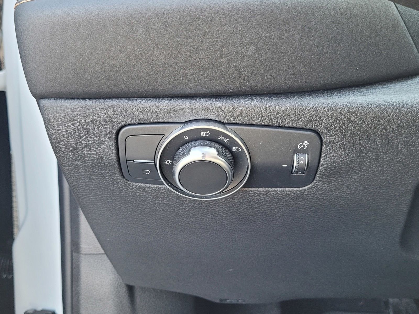 2025 Alfa Romeo Tonale Base - Photo 14