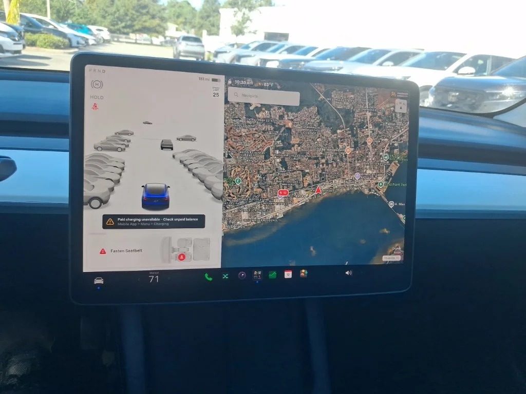 Used 2023  Tesla Base image 25