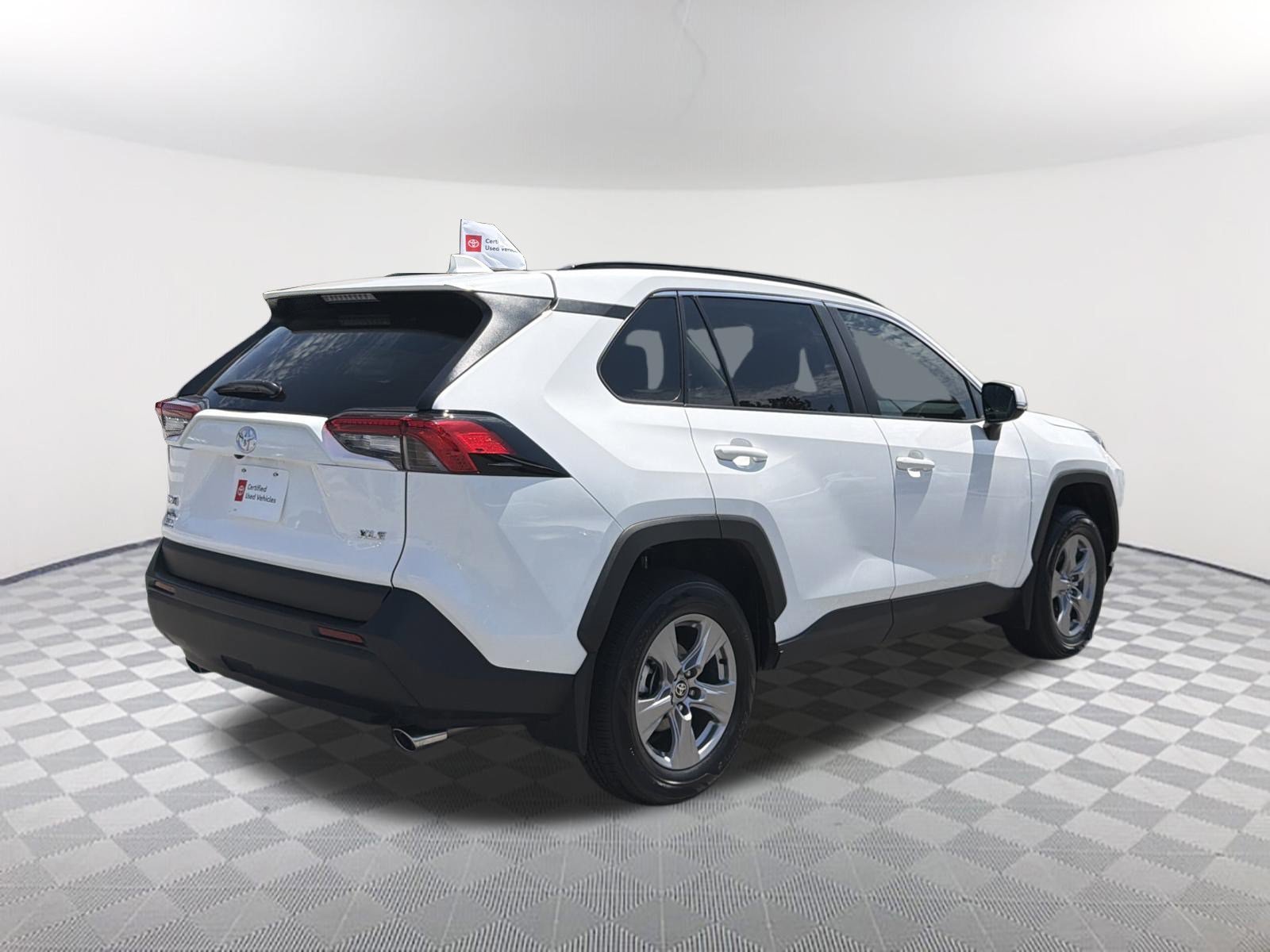Certified Used 2025 Ice Cap Toyota XLE image 17