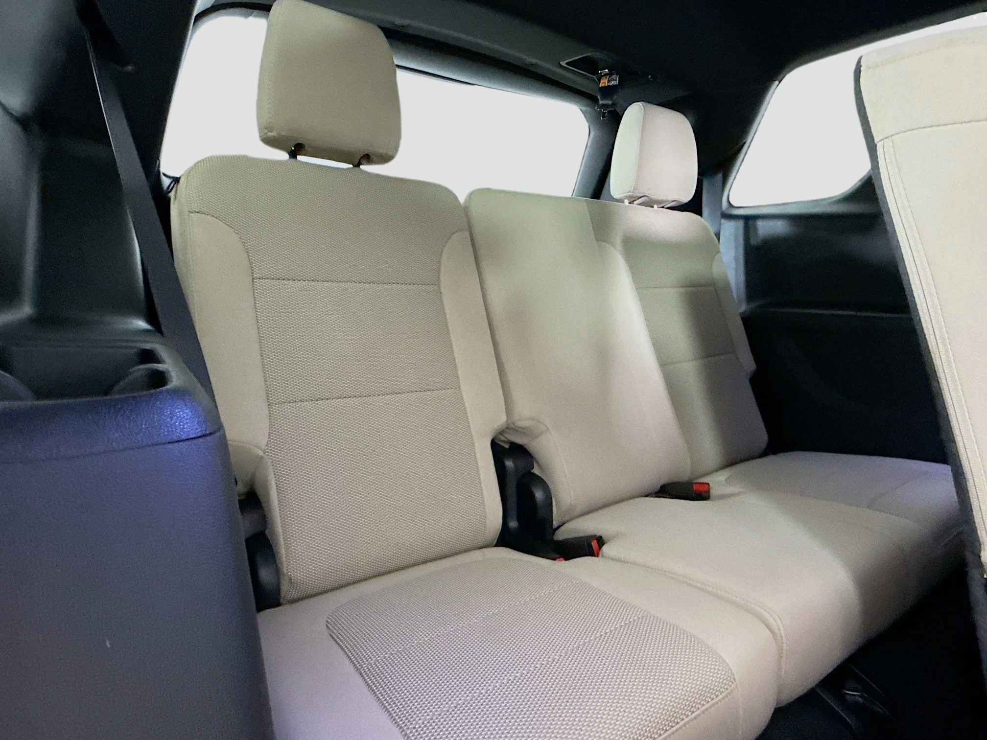 Used 2023 Summit White Chevrolet LS image 28