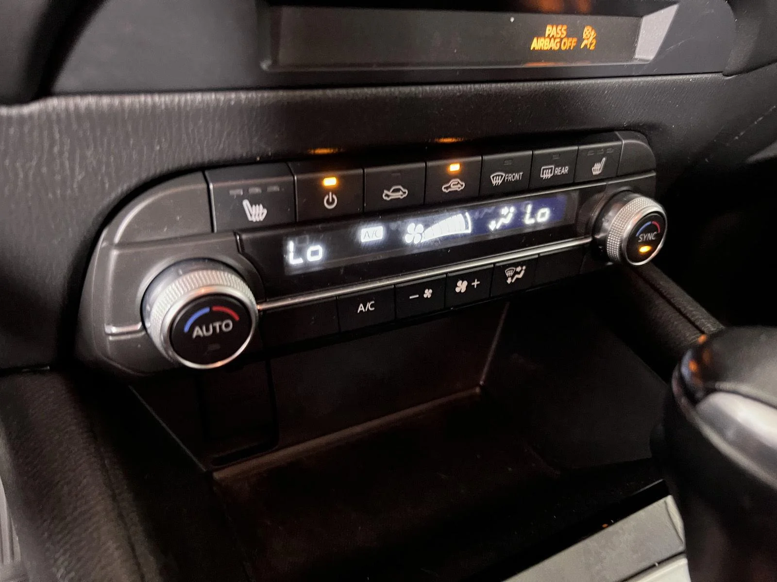 Used 2019  Mazda Touring image 10