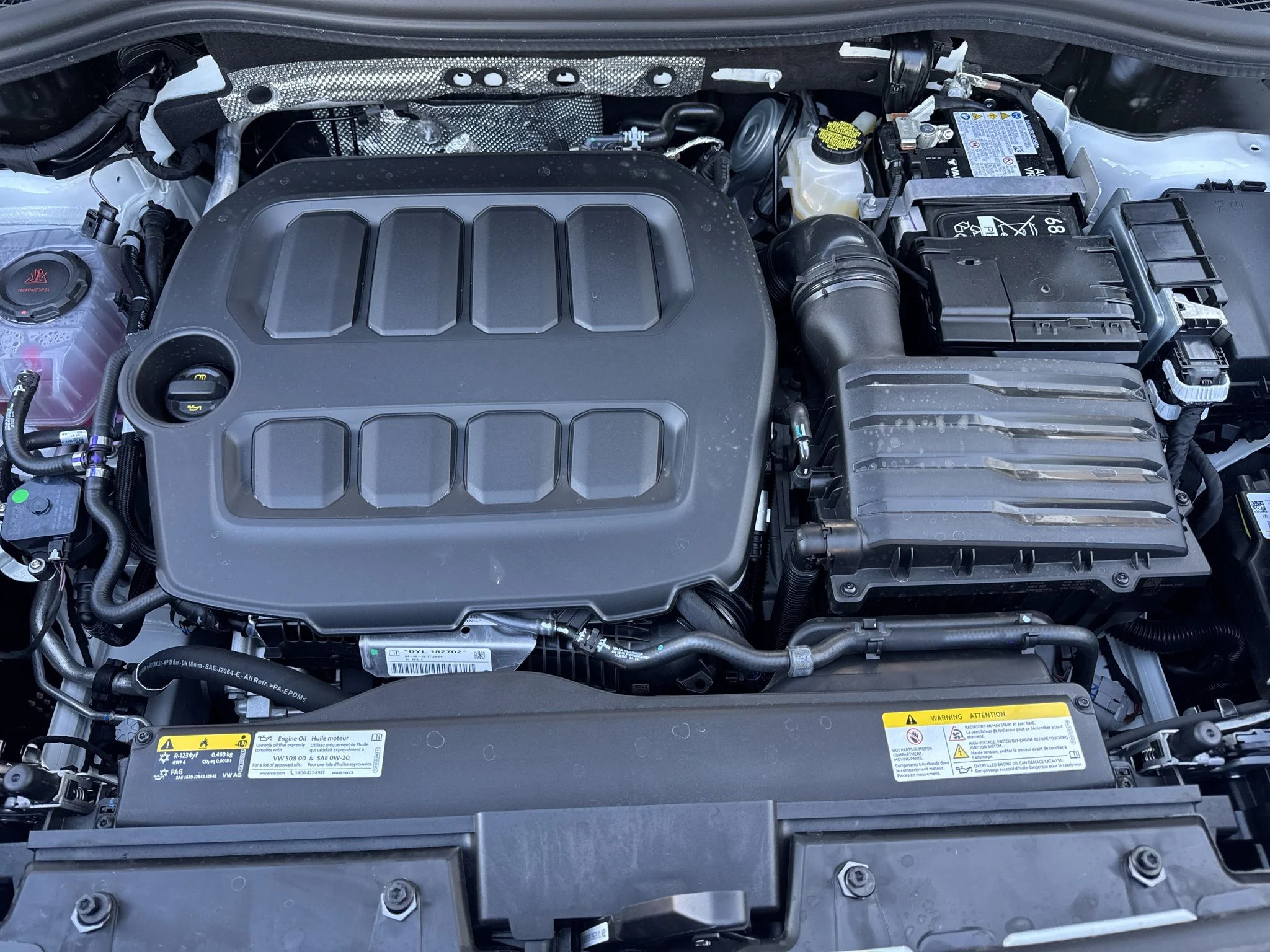 New 2026 Pure White Volkswagen SE image 34