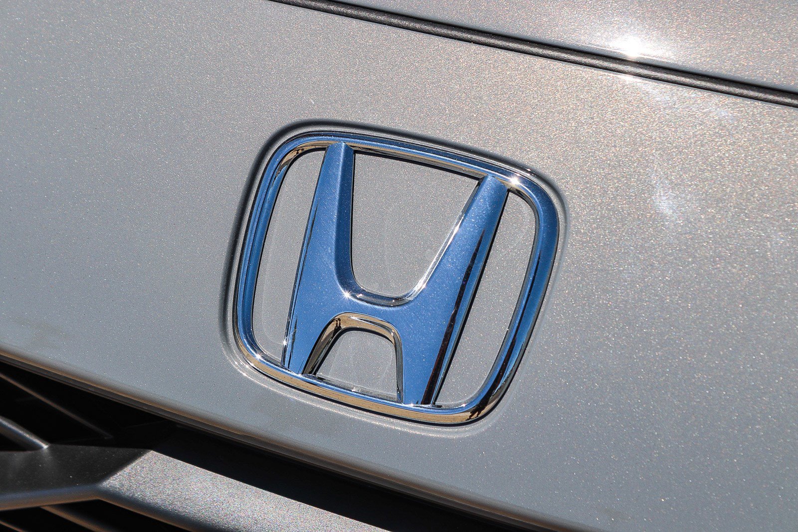 New 2027 Urban Gray Pearl Honda Sport image 9