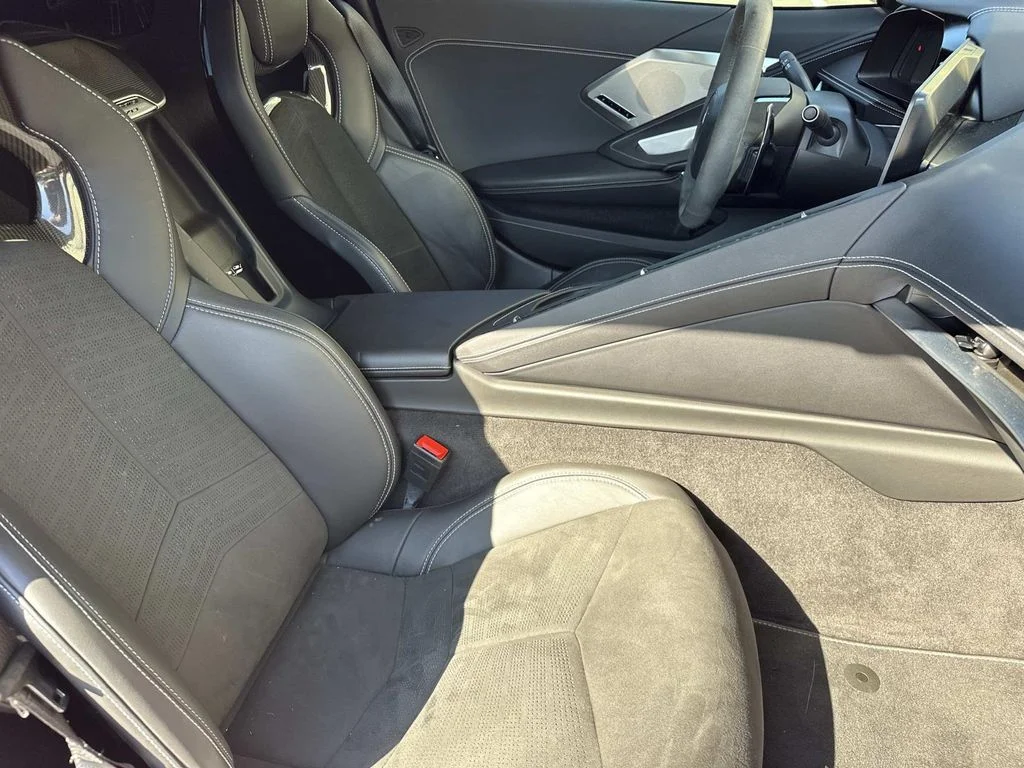 Used 2023 Mist Chevrolet Stingray image 13