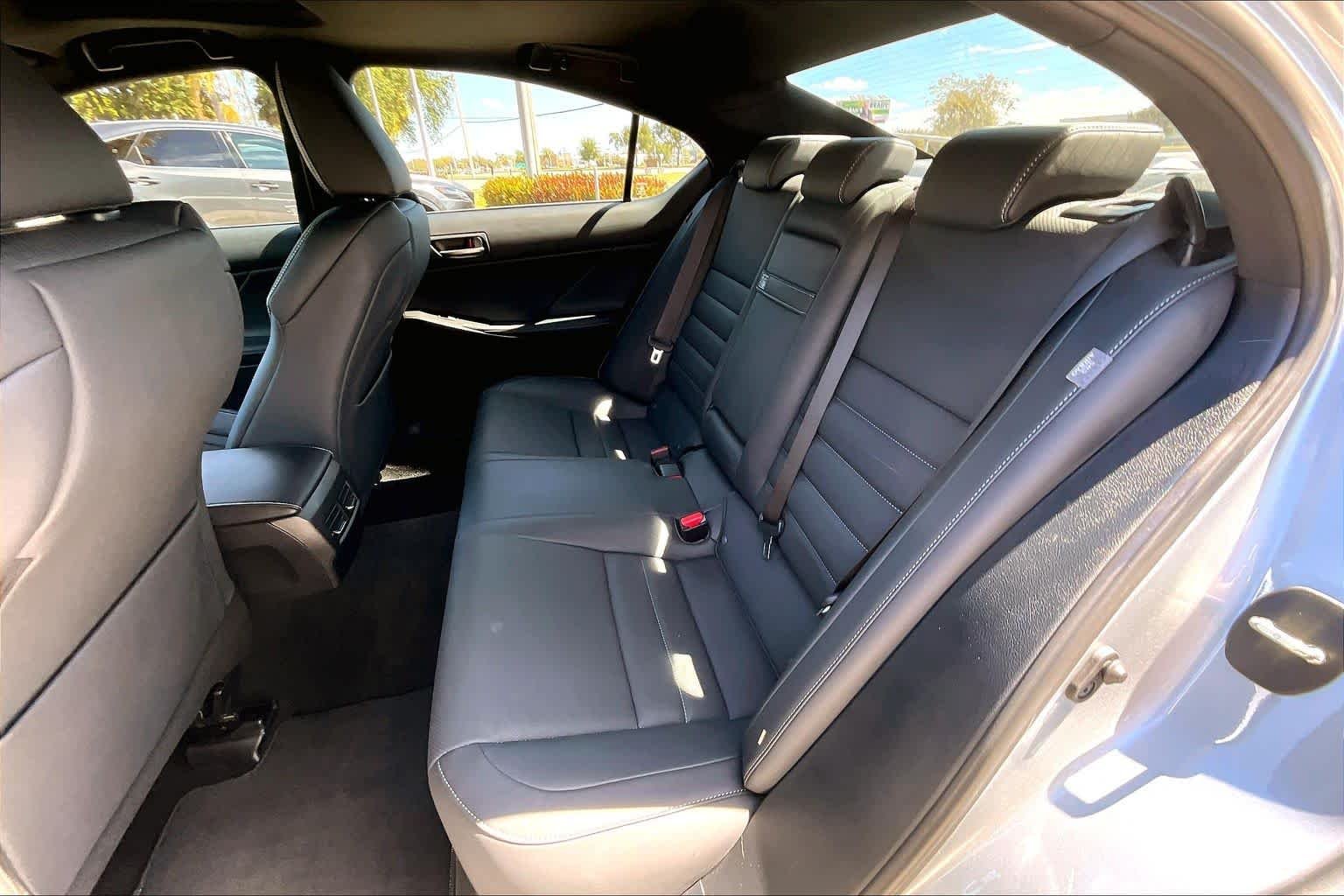 Used 2023 Iridium Lexus F SPORT image 21