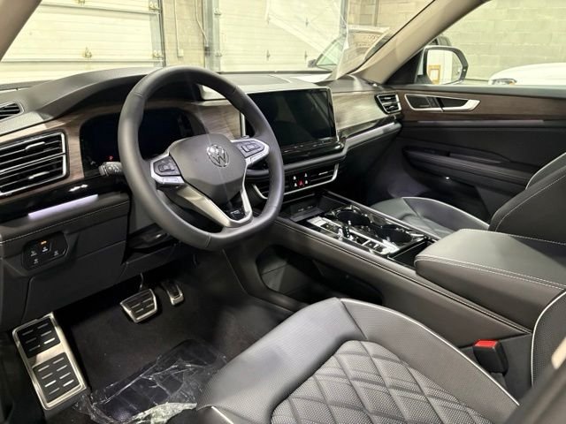 New 2026 White/off-white Volkswagen 2.0T SEL Premium R-Line image 9