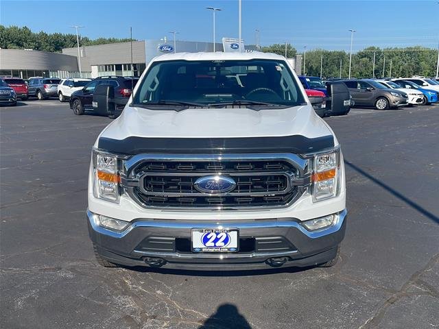 Certified Used 2022 Oxford White Ford XLT image 41