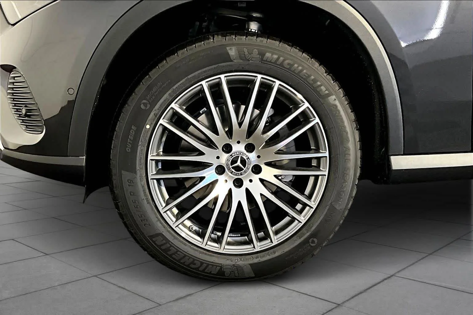 2026 Mercedes-Benz GLC Base - Photo 17