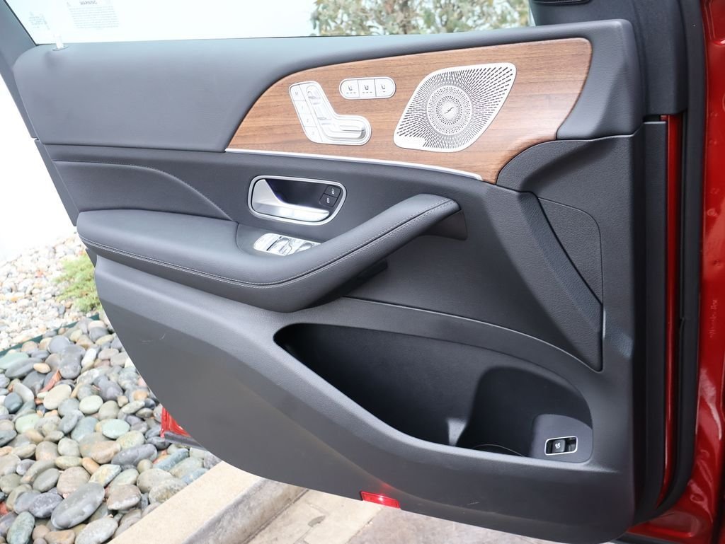 Used 2025 MANUFAKTUR Cardinal Red Mercedes-Benz GLE 450 image 38