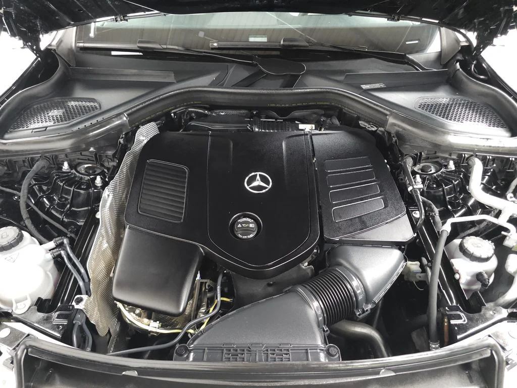 Certified Used 2026 Black Mercedes-Benz GLC 300 image 31