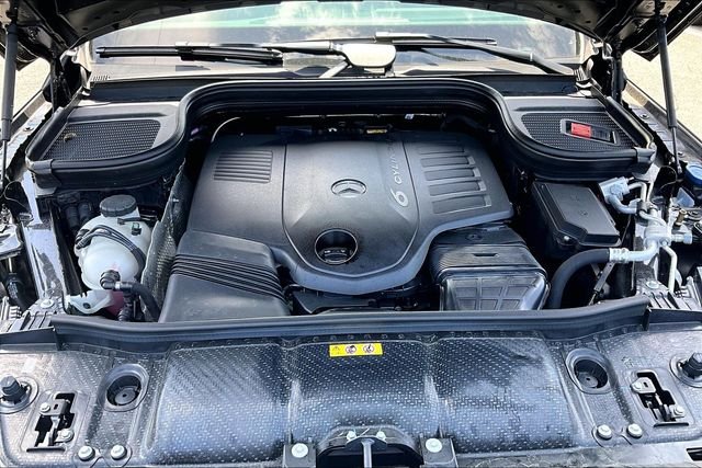 Used 2025 Black Mercedes-Benz GLS 450 image 9