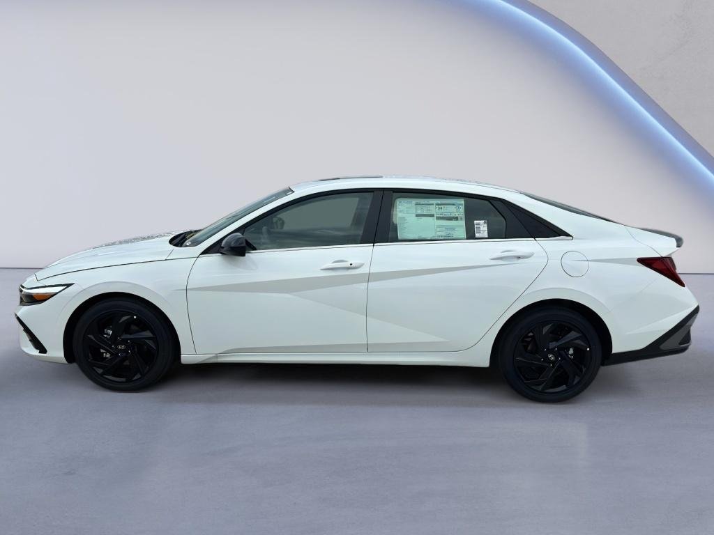 New 2026 Serenity White Hyundai SEL Sport Premium image 4