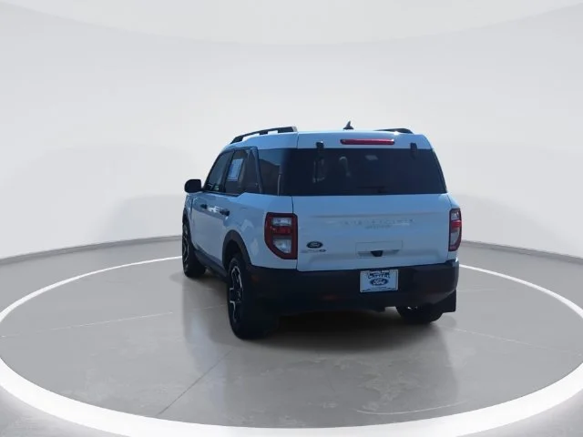 Used 2022 White Ford Big Bend image 7