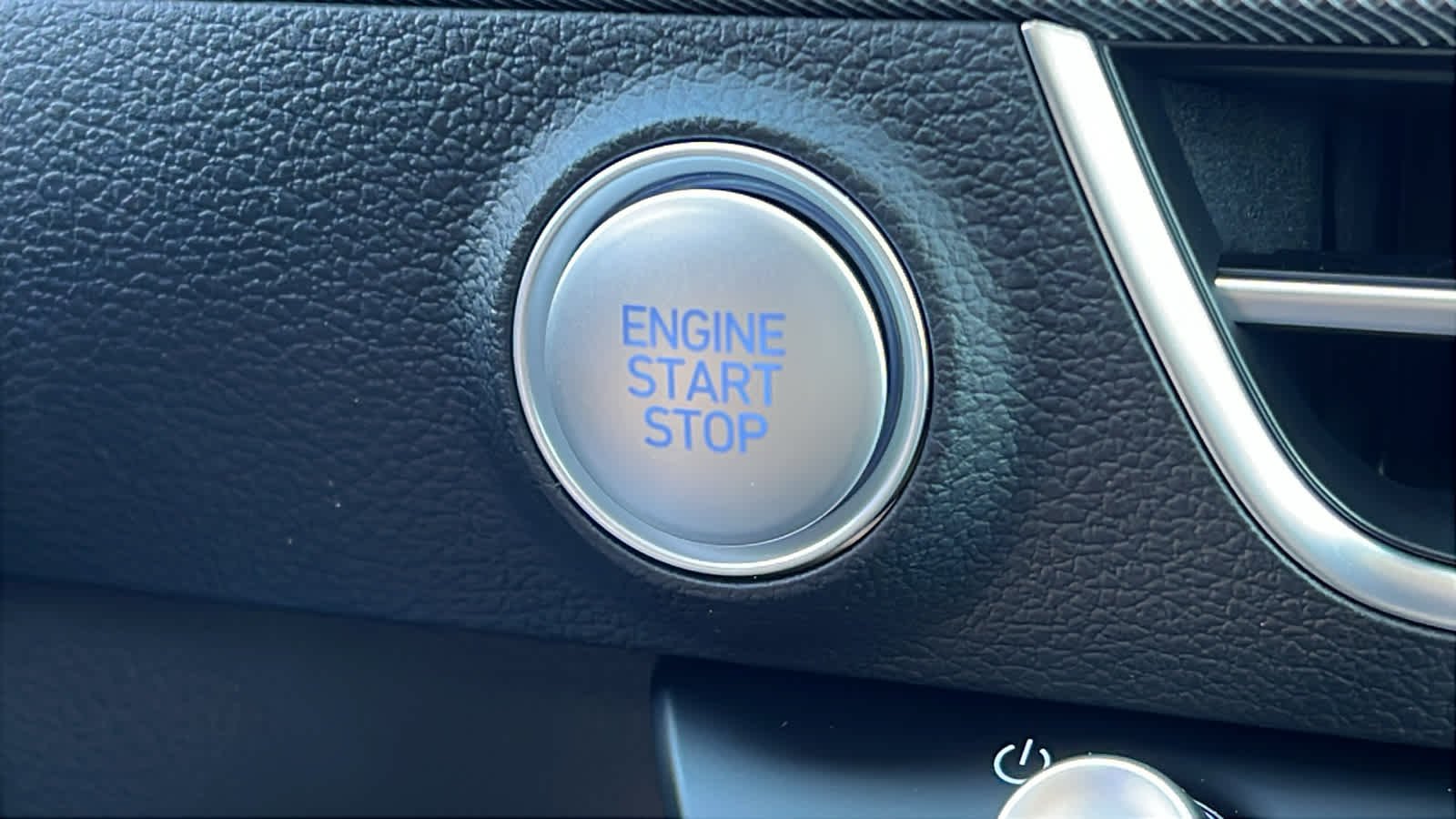 New 2026 Transmission Blue Hyundai SE image 17