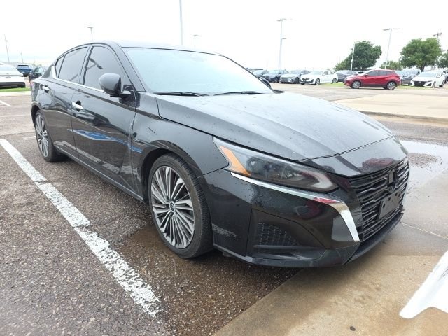 2023 Nissan Altima 2.5 SL's photo