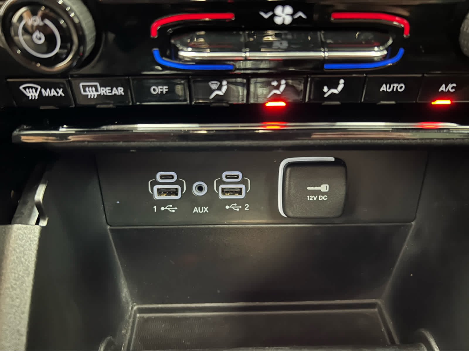 Used 2023 Velvet Red Pearlcoat Jeep Limited image 27