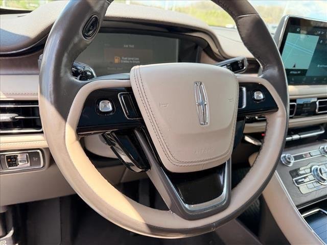 Used 2023 Pristine White Metallic Tri-Coat Lincoln Reserve image 16