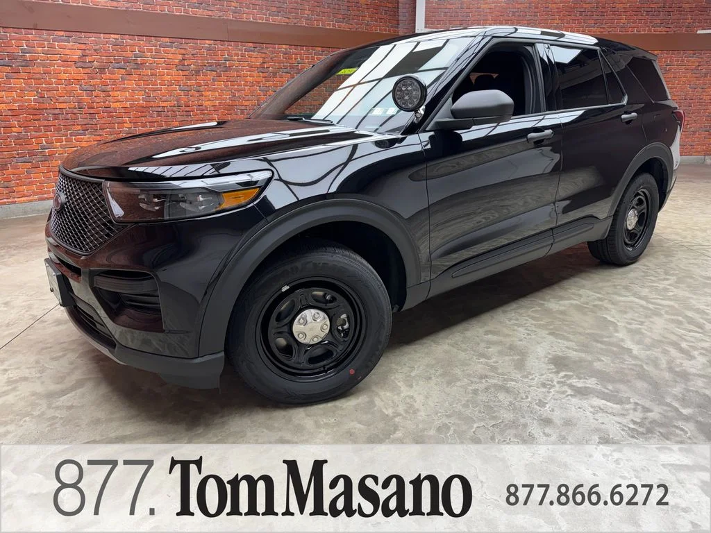 New 2026 Black Ford Base image 1