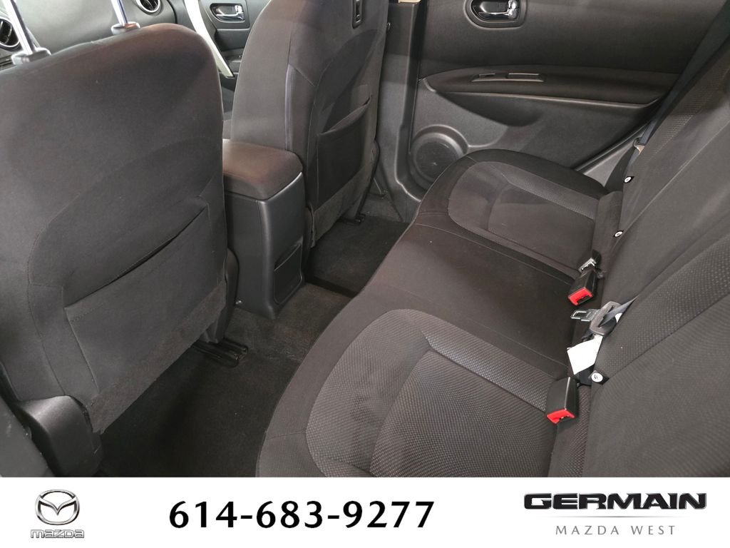 Used 2011 Gray Nissan S image 21
