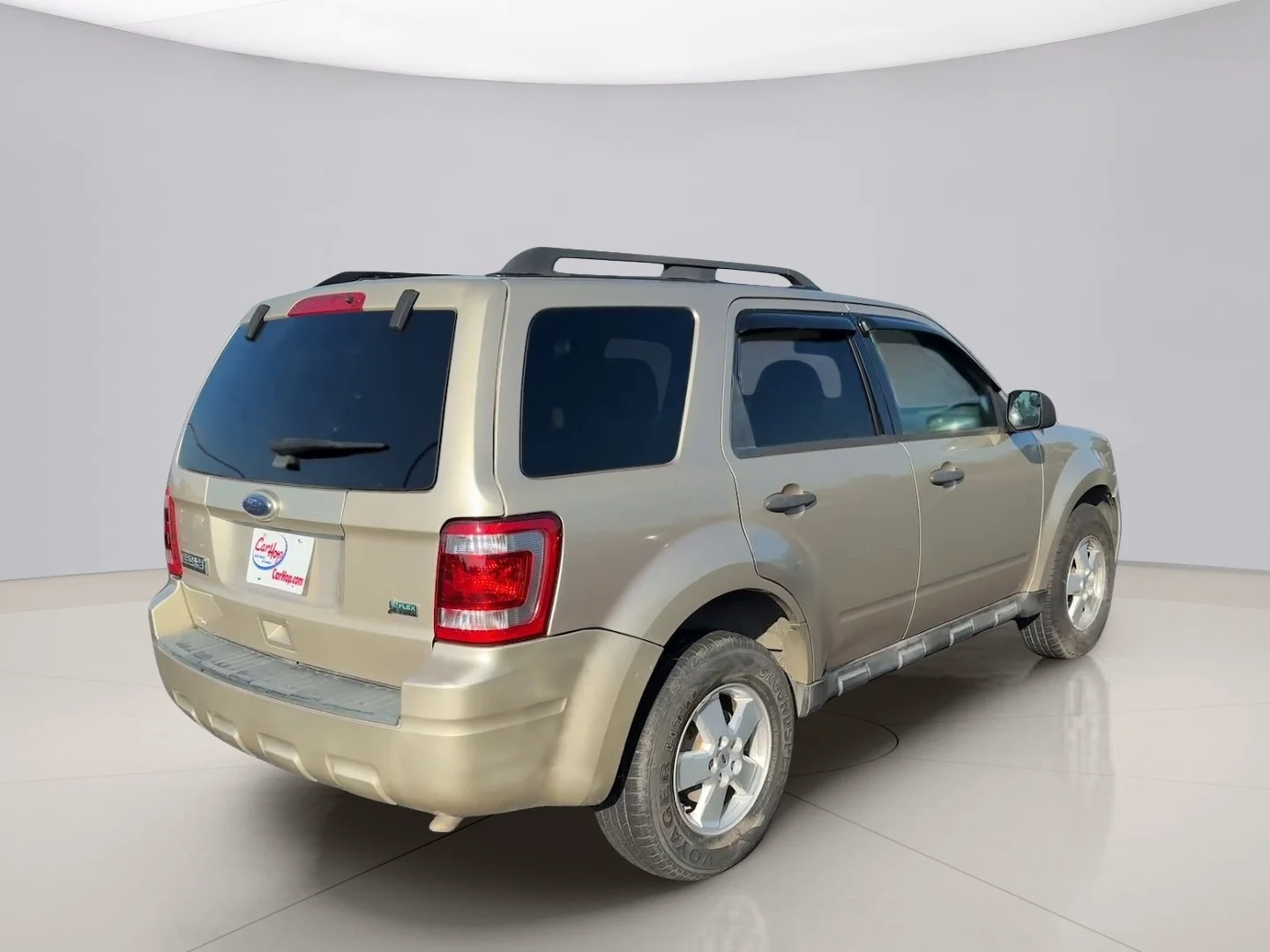 Used 2010 Gold Ford XLT image 5