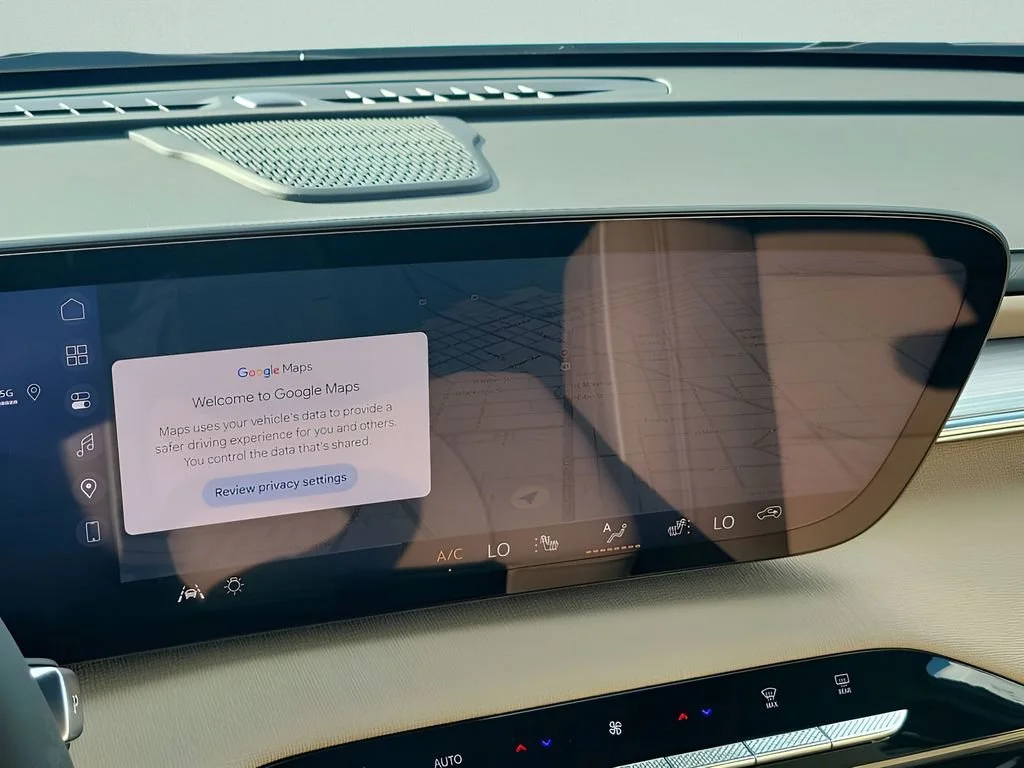 New 2026 Iridescent White Tricoat Buick Preferred image 32