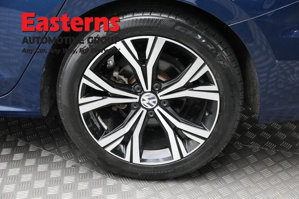 Used 2020 Blue Volkswagen 2.0T SEL image 8
