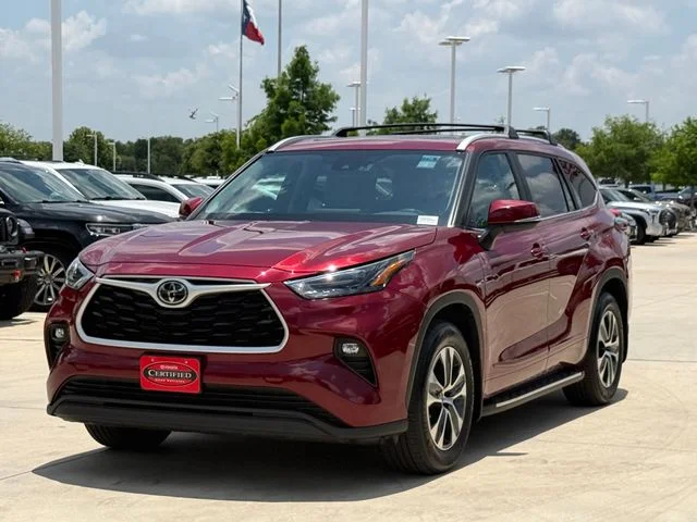 Used 2024 Red Toyota XLE image 7