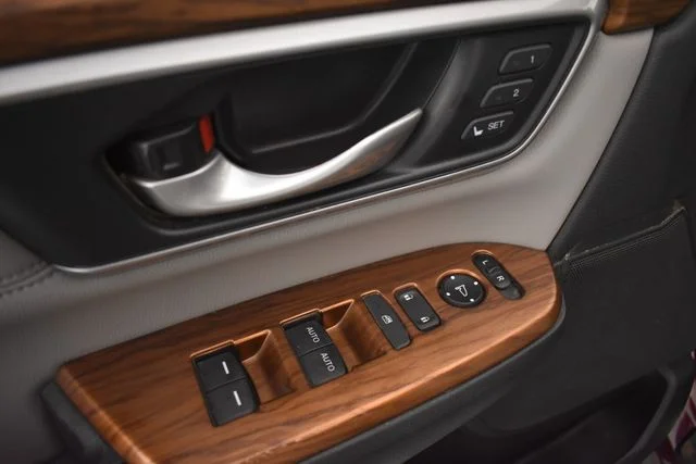 2018 Honda CR-V Touring - Photo 24