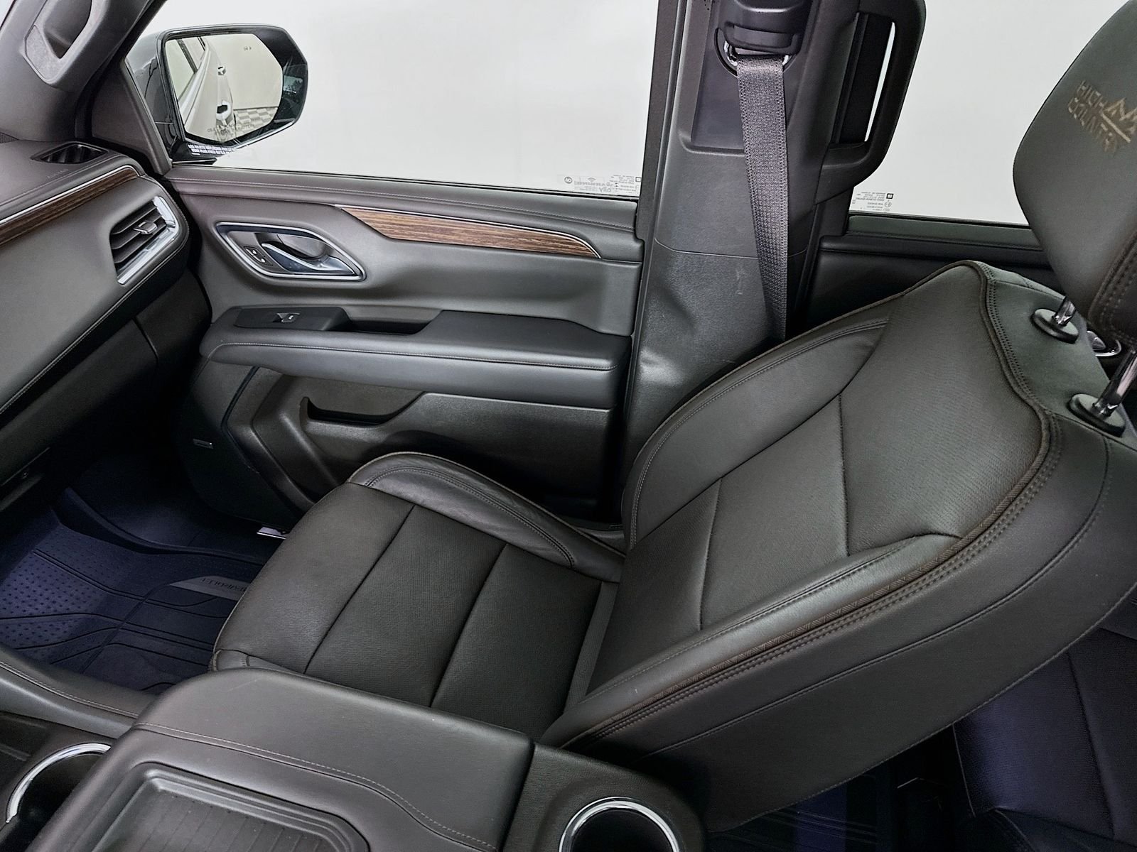 Used 2021 Black Chevrolet High Country image 26