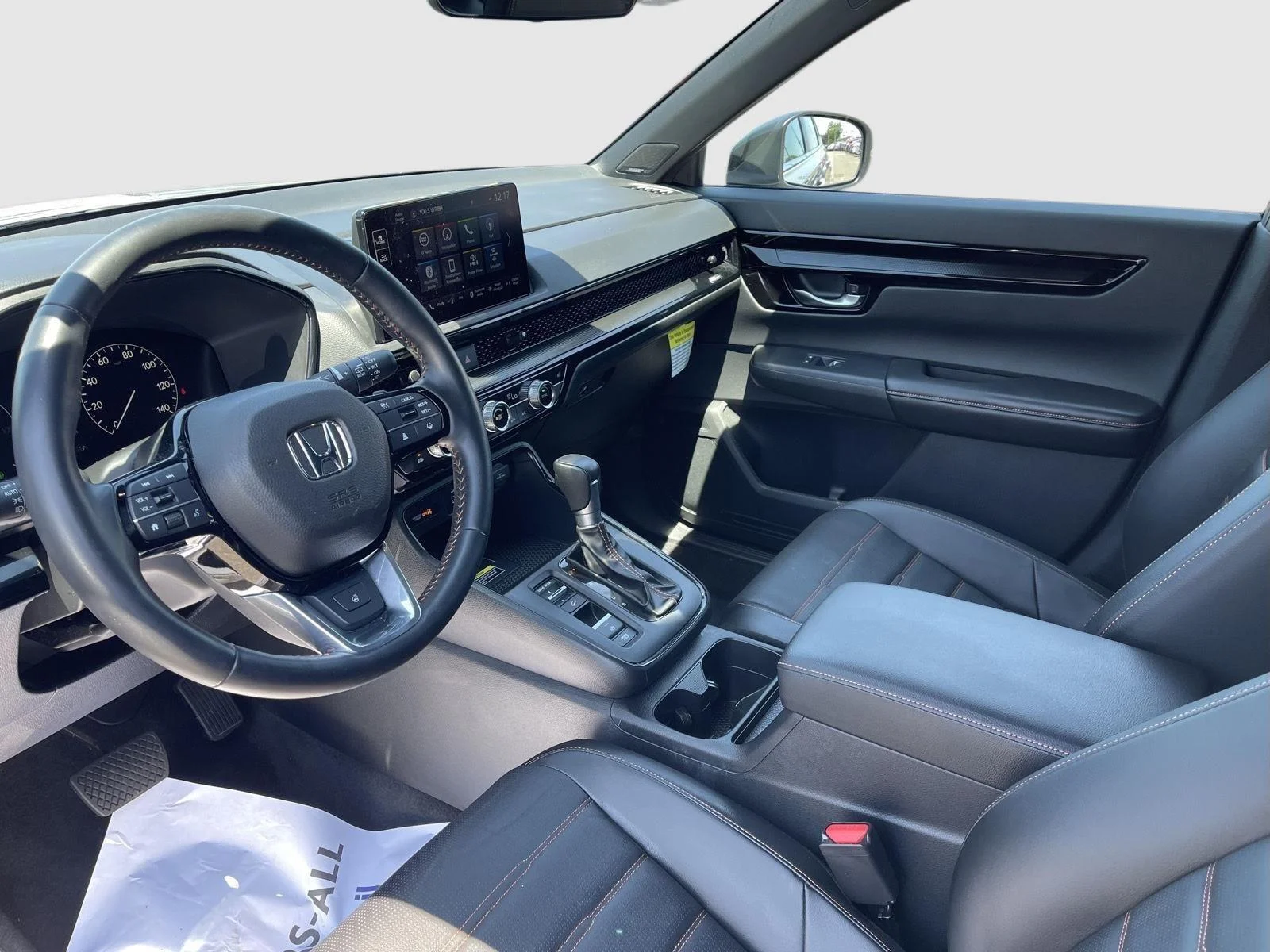 Used 2025 Urban Gray Pearl Honda Sport Touring image 4