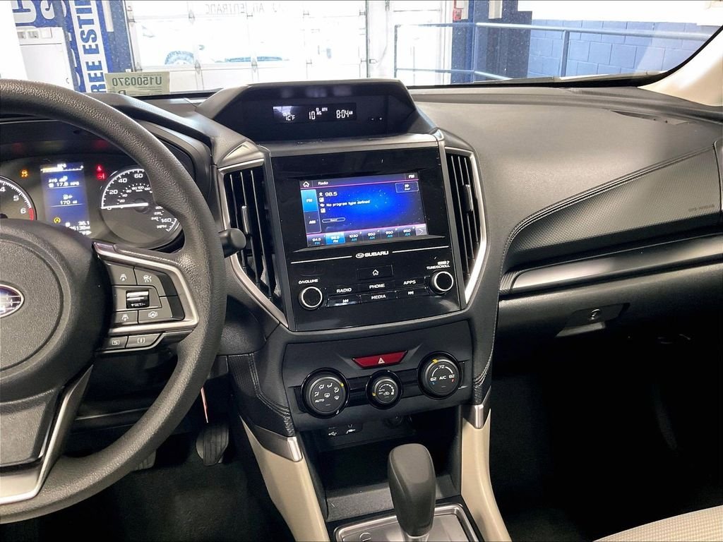 Used 2023 White Subaru Base image 18