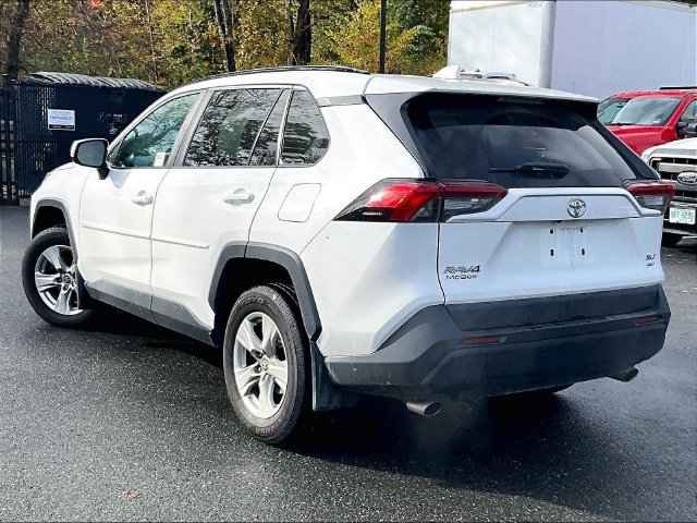 Used 2021 Super White Toyota XLE image 6
