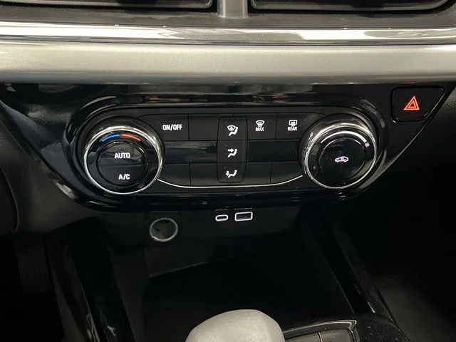Used 2025 Gray Chevrolet LT image 18