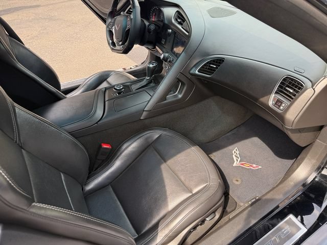 Used 2019 Black Chevrolet Z51 2LT image 29