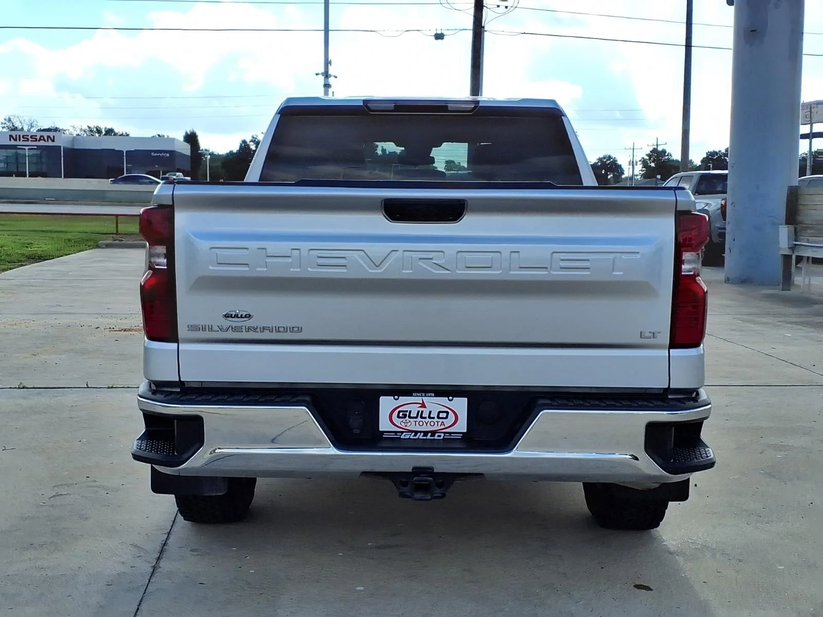 Used 2022 Silver Chevrolet LT image 7