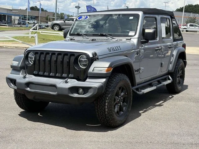 Used 2020 Billet Silver Clearcoat Metallic Jeep Unlimited Sport image 3