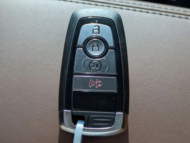 New 2026 Space White Metallic Ford Outer Banks® image 28