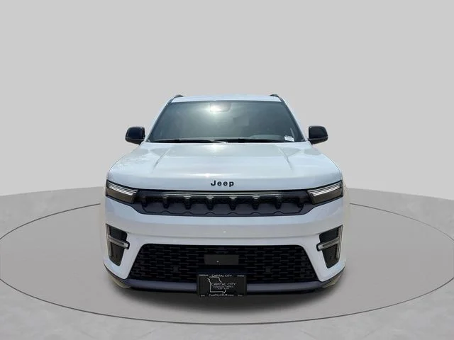 New 2026 Bright White Clear-Coat Exterior Paint Jeep Limited Altitude image 9