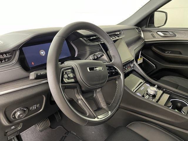 2025 Jeep Grand Cherokee Overland - Photo 34