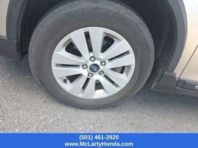 Used 2018 Tungsten Metallic Subaru 2.5i Premium image 11