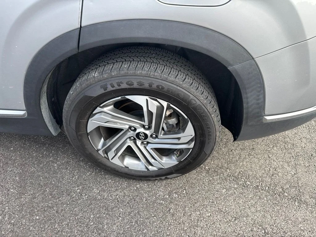 Certified Used 2021 Silver Hyundai SEL image 25
