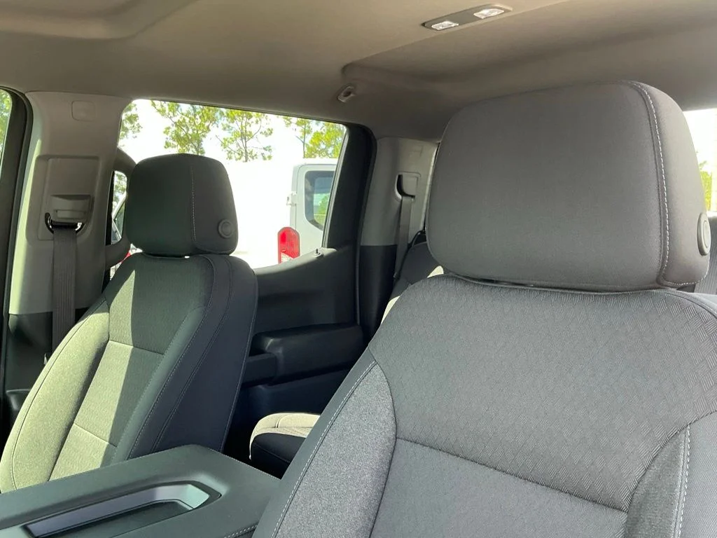 Used 2026 Black Chevrolet Custom image 21