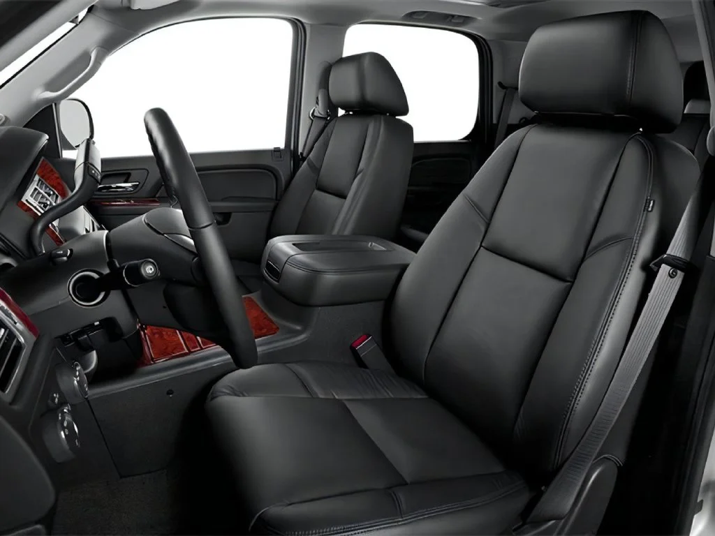Used 2014 Black Chevrolet LT image 6