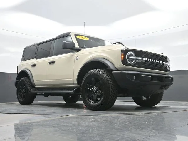 Used 2025 Beige Ford Outer Banks image 23