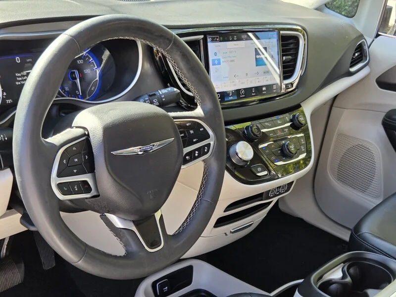 Used 2024 Bright White Clearcoat CHRYSLER TOURING L image 8