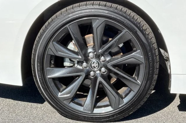 2024 Toyota Corolla SE - Photo 32